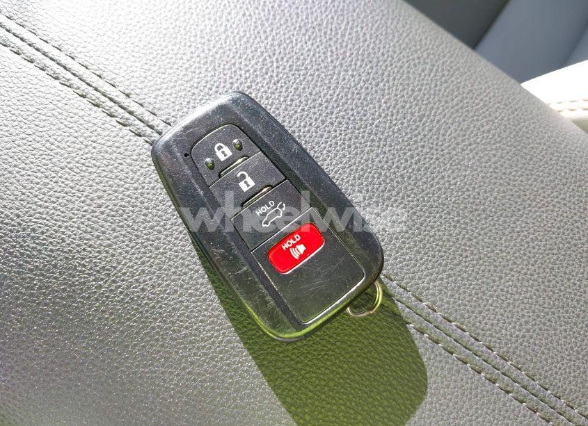 Photo 11 of 2019 Toyota Rav4 XLE PREMIUM (VIN 2T3C1RFV1KW016904)