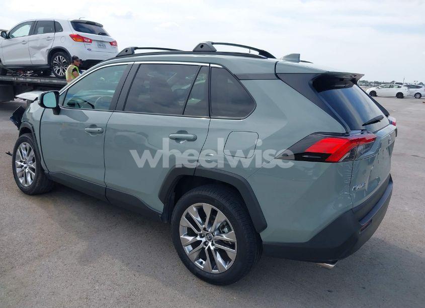 Photo 3 of 2020 Toyota Rav4 XLE PREMIUM (VIN 2T3C1RFV1LW074366)