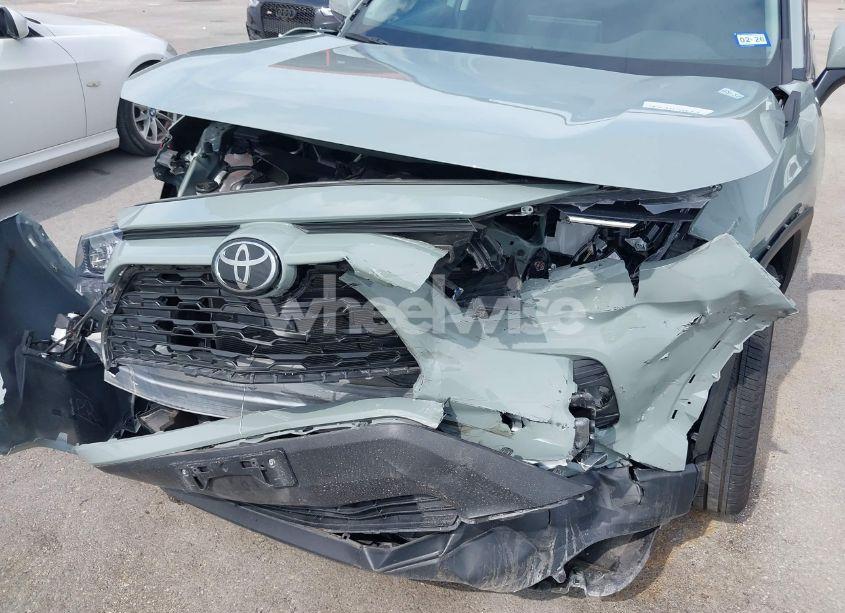 Photo 6 of 2020 Toyota Rav4 XLE PREMIUM (VIN 2T3C1RFV1LW074366)