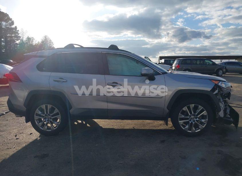 Photo 13 of 2021 Toyota Rav4 XLE PREMIUM (VIN 2T3C1RFV1MC113945)