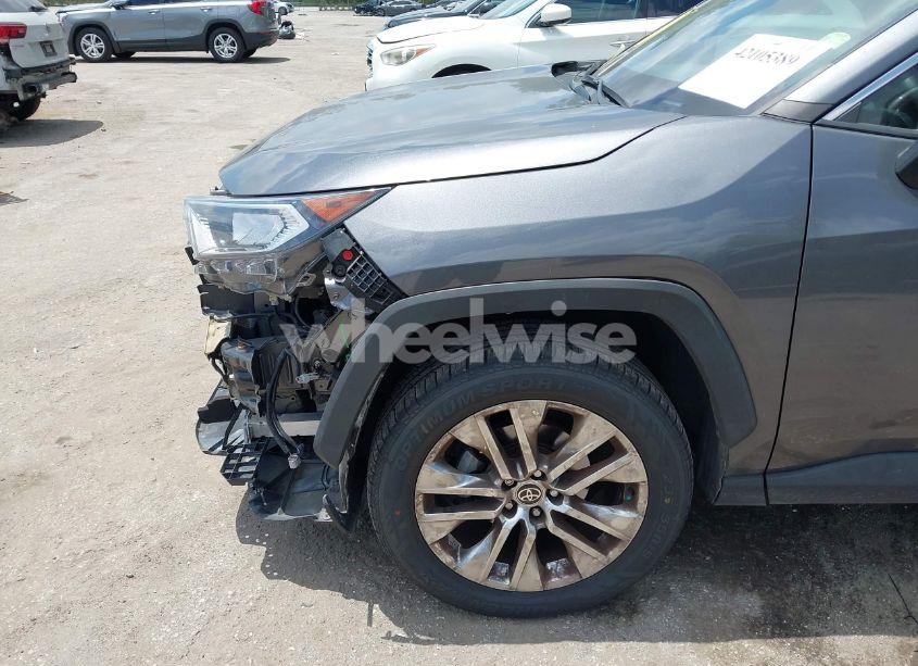 Photo 6 of 2021 Toyota Rav4 XLE PREMIUM (VIN 2T3C1RFV1MC153555)