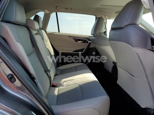 Photo 11 of 2021 TOYOTA RAV4 XLE PREMIUM (VIN 2T3C1RFV1MC172493)