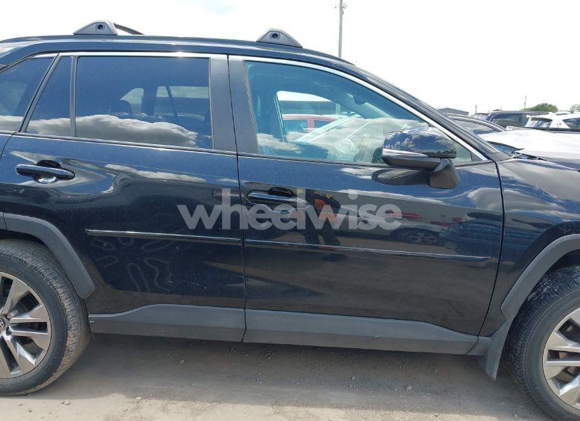 Photo 14 of 2022 Toyota Rav4 XLE PREMIUM (VIN 2T3C1RFV1NC205266)