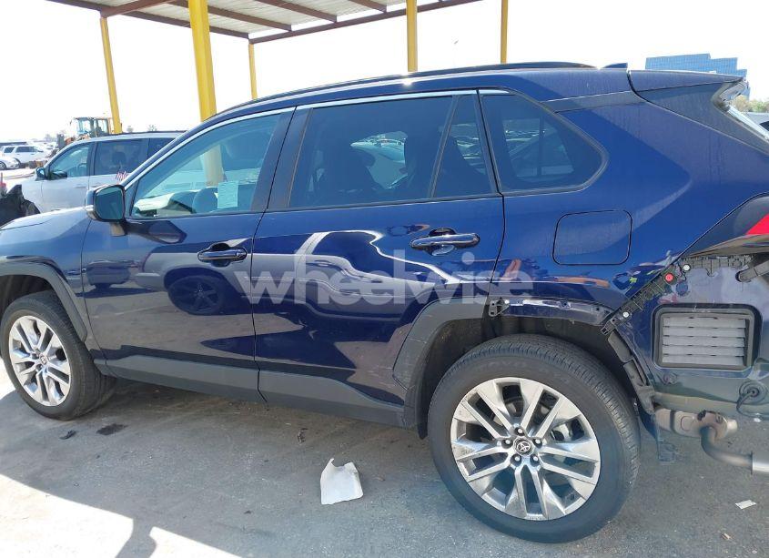 Photo 14 of 2022 Toyota Rav4 XLE PREMIUM (VIN 2T3C1RFV1NW202494)