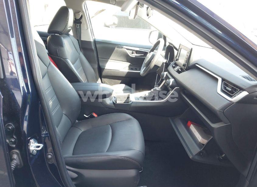 Photo 5 of 2022 Toyota Rav4 XLE PREMIUM (VIN 2T3C1RFV1NW202494)