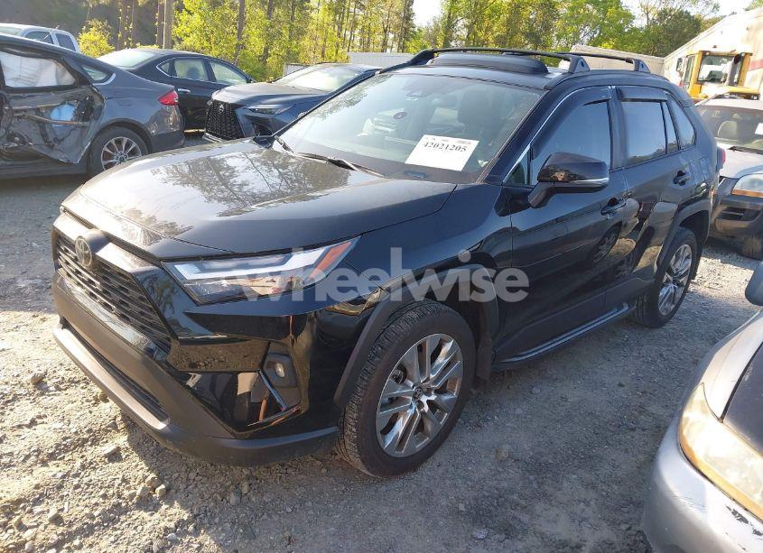 Photo 2 of 2024 Toyota Rav4 XLE PREMIUM (VIN 2T3C1RFV1RW328165)