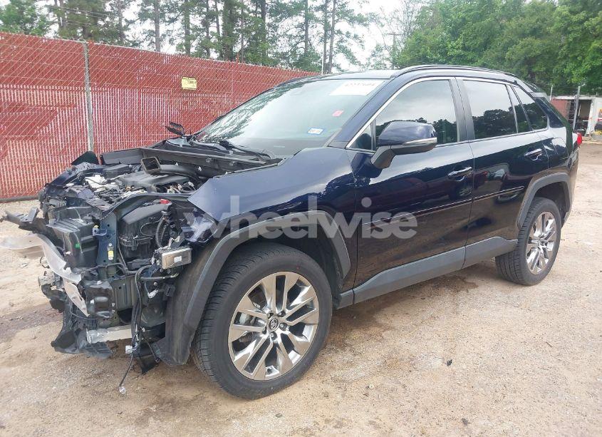 Photo 2 of 2020 Toyota Rav4 XLE PREMIUM (VIN 2T3C1RFV2LC041474)
