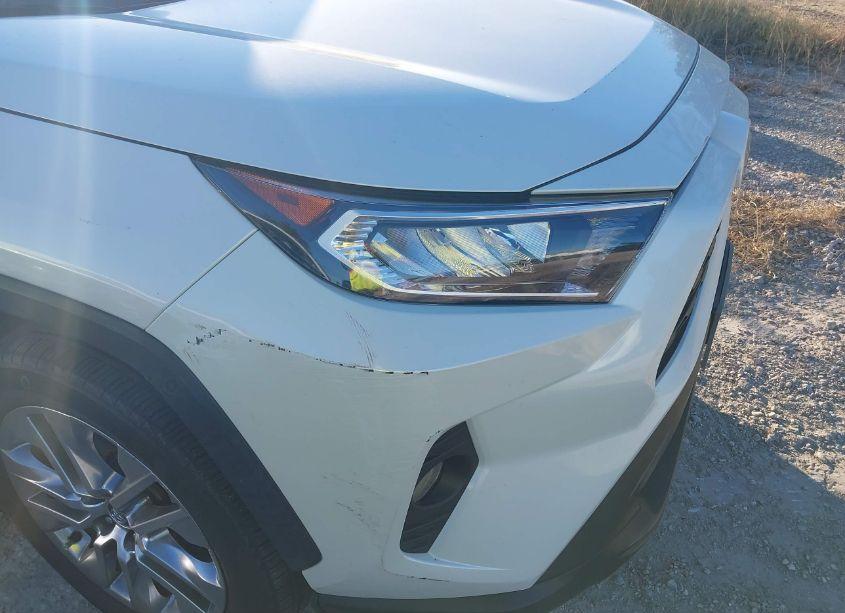 Photo 18 of 2021 Toyota Rav4 XLE PREMIUM (VIN 2T3C1RFV2MW112799)