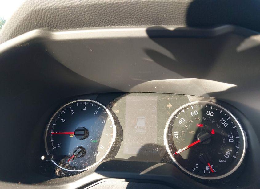 Photo 7 of 2021 Toyota Rav4 XLE PREMIUM (VIN 2T3C1RFV2MW112799)