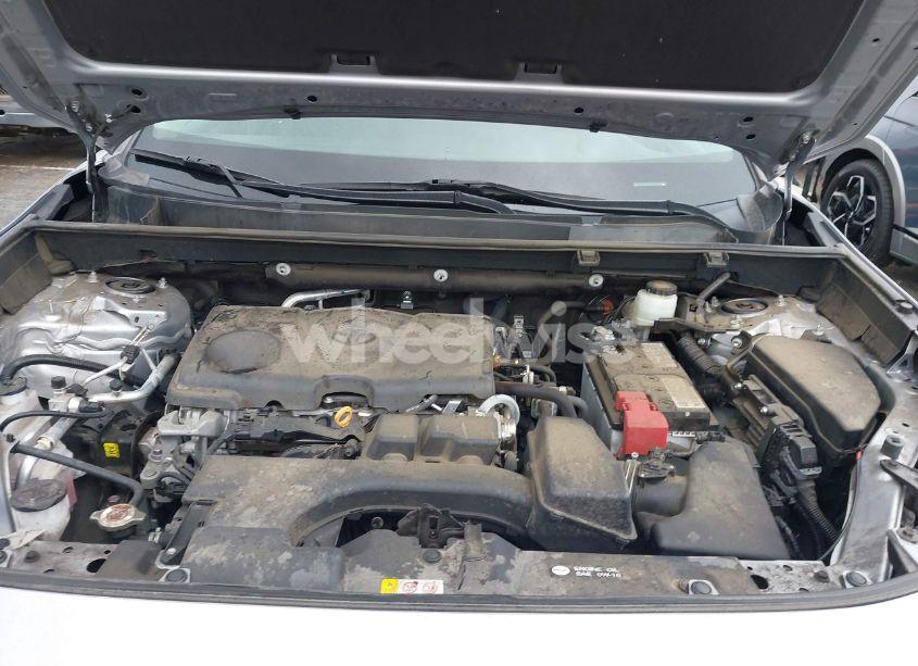 Photo 10 of 2022 Toyota Rav4 XLE PREMIUM (VIN 2T3C1RFV2NC177879)