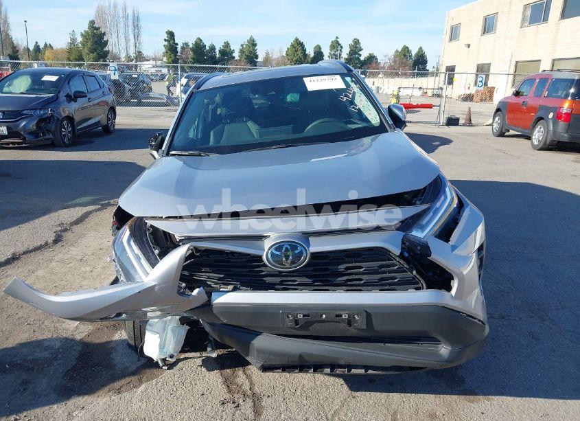 Photo 6 of 2023 Toyota Rav4 XLE PREMIUM (VIN 2T3C1RFV2PC231698)