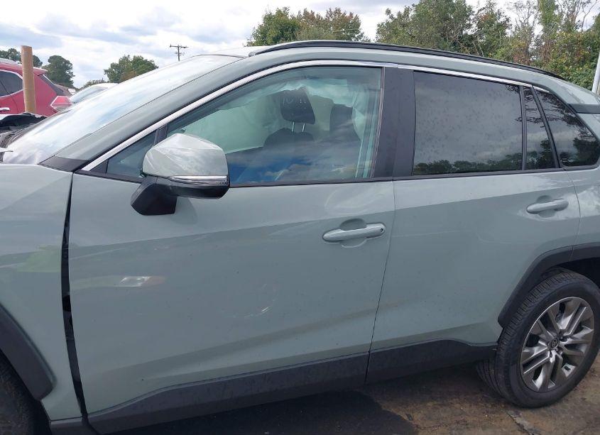 Photo 14 of 2023 Toyota Rav4 XLE PREMIUM (VIN 2T3C1RFV2PW278549)