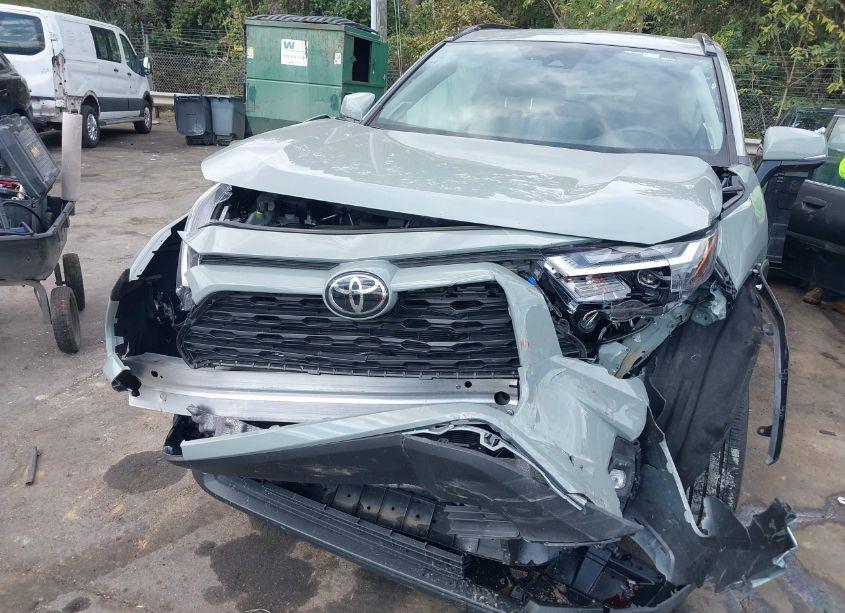 Photo 6 of 2023 Toyota Rav4 XLE PREMIUM (VIN 2T3C1RFV2PW278549)