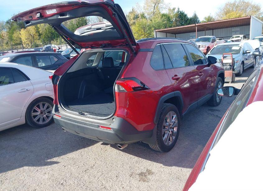 Photo 4 of 2023 Toyota Rav4 XLE PREMIUM (VIN 2T3C1RFV2PW298526)