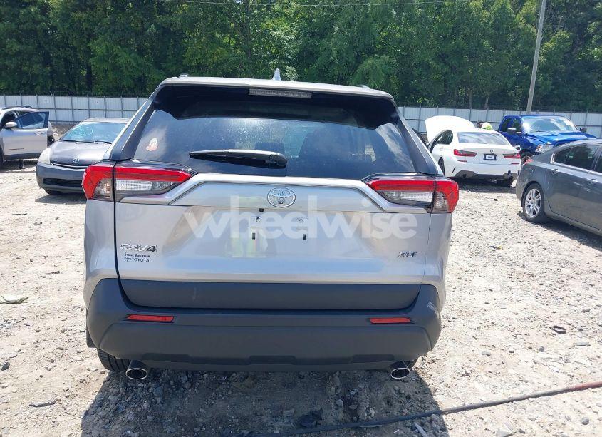 Photo 17 of 2024 Toyota Rav4 XLE PREMIUM (VIN 2T3C1RFV2RC265742)