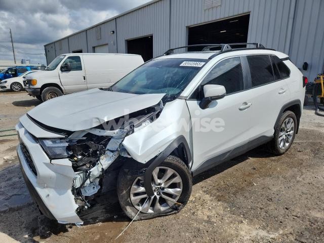 Photo 9 of 2025 TOYOTA RAV4 XLE PREMIUM (VIN 2T3C1RFV2SW382497)