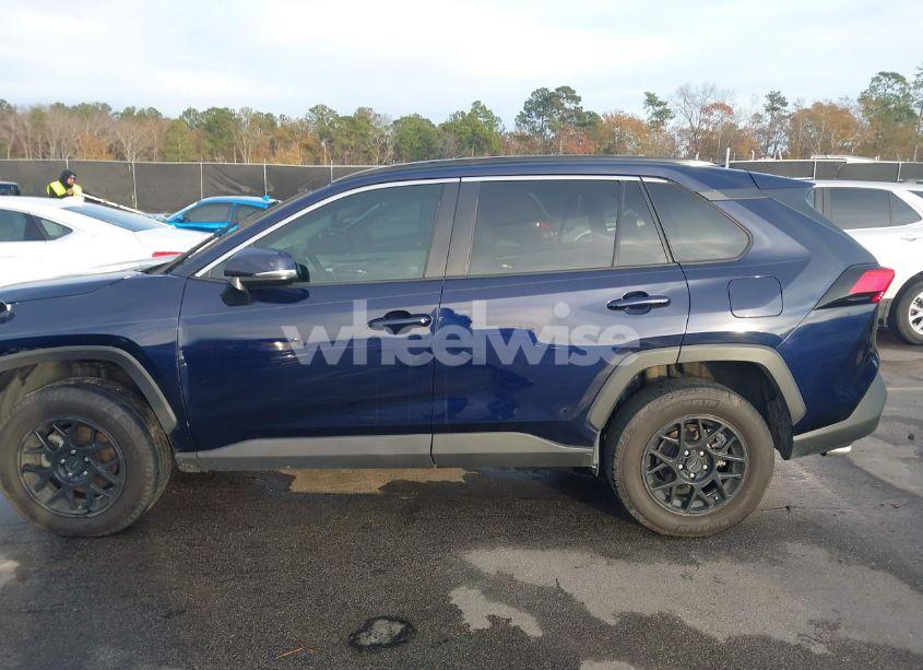 Photo 15 of 2020 Toyota Rav4 XLE PREMIUM (VIN 2T3C1RFV3LC074046)