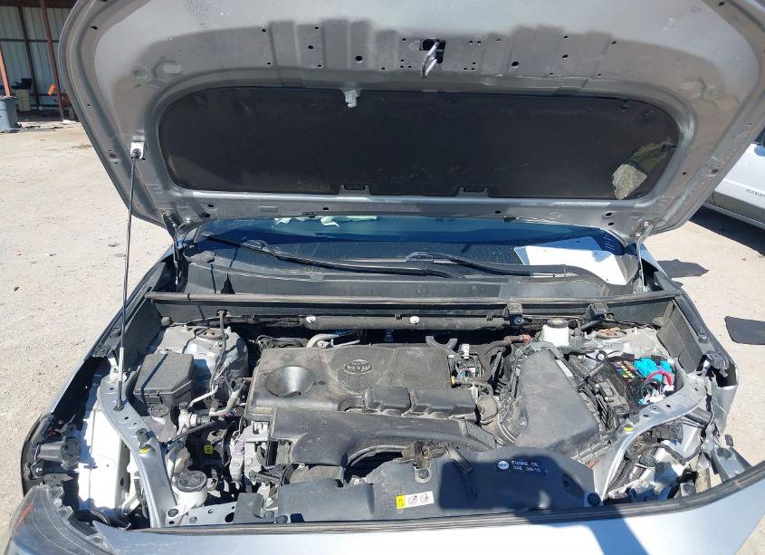 Photo 10 of 2020 Toyota Rav4 XLE PREMIUM (VIN 2T3C1RFV3LW070271)