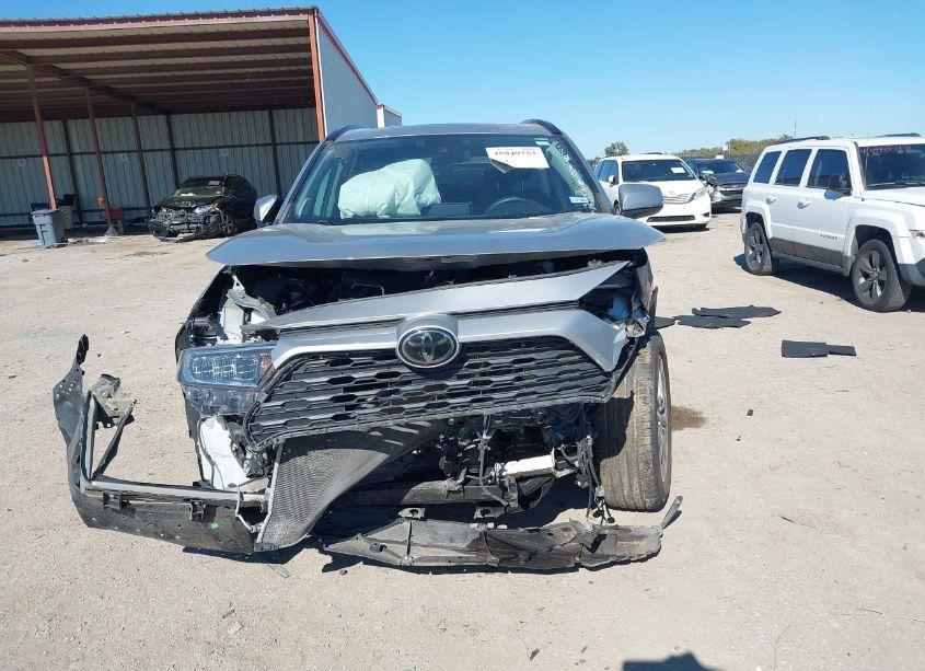 Photo 12 of 2020 Toyota Rav4 XLE PREMIUM (VIN 2T3C1RFV3LW070271)