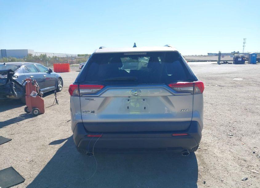 Photo 16 of 2020 Toyota Rav4 XLE PREMIUM (VIN 2T3C1RFV3LW070271)