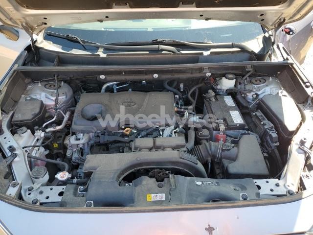 Photo 3 of 2020 TOYOTA RAV4 XLE PREMIUM (VIN 2T3C1RFV3LW099740)