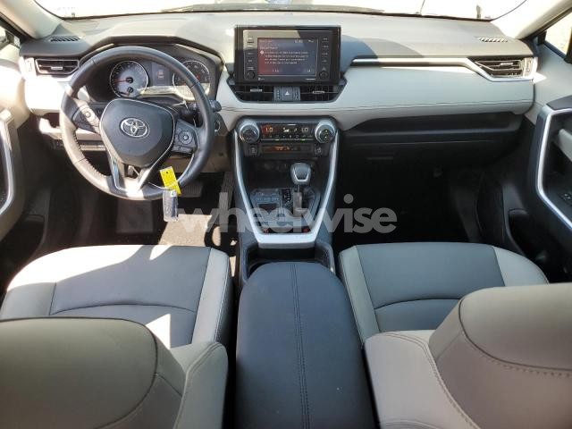 Photo 7 of 2020 TOYOTA RAV4 XLE PREMIUM (VIN 2T3C1RFV3LW099740)