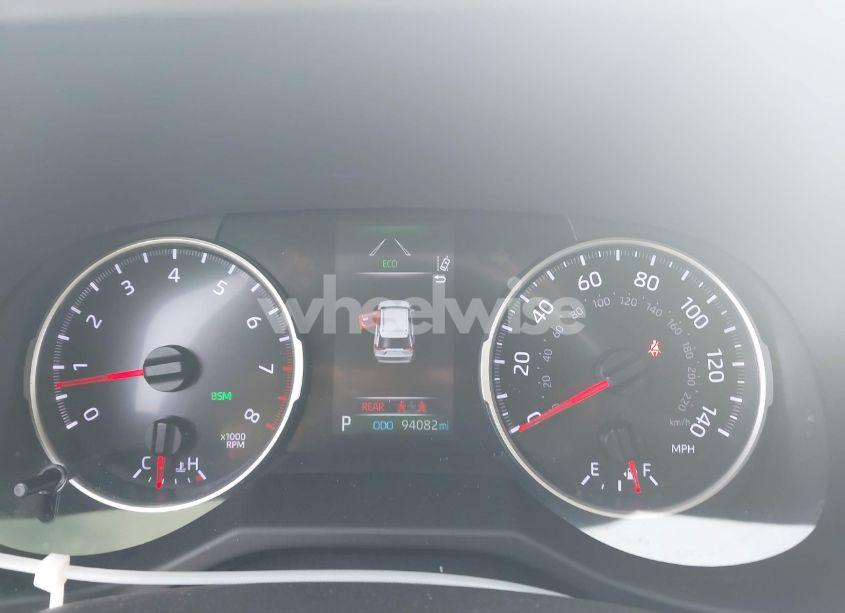 Photo 7 of 2020 Toyota Rav4 XLE PREMIUM (VIN 2T3C1RFV3LW099771)