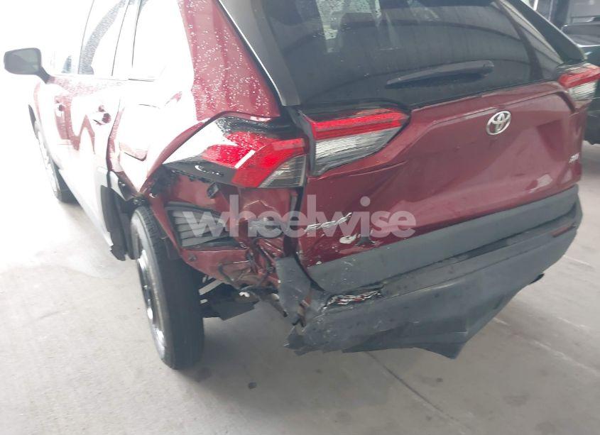 Photo 6 of 2021 Toyota Rav4 XLE PREMIUM (VIN 2T3C1RFV3MC088286)