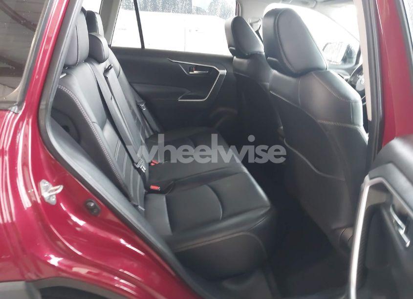 Photo 8 of 2021 Toyota Rav4 XLE PREMIUM (VIN 2T3C1RFV3MC088286)