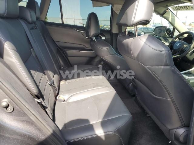 Photo 10 of 2021 TOYOTA RAV4 XLE PREMIUM (VIN 2T3C1RFV3MC136191)