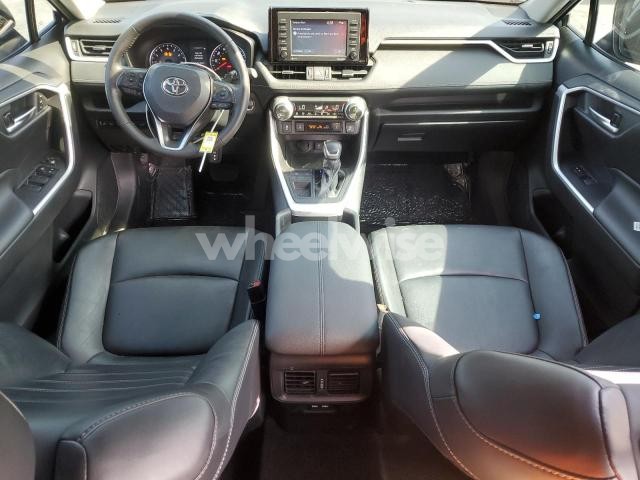 Photo 11 of 2021 TOYOTA RAV4 XLE PREMIUM (VIN 2T3C1RFV3MC136191)