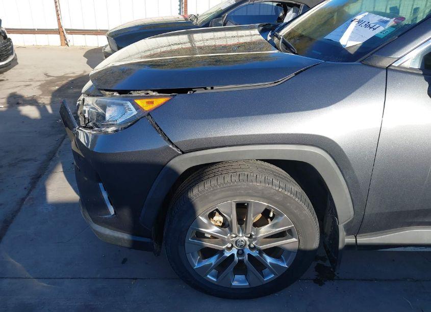 Photo 17 of 2021 Toyota Rav4 XLE PREMIUM (VIN 2T3C1RFV3MC139608)