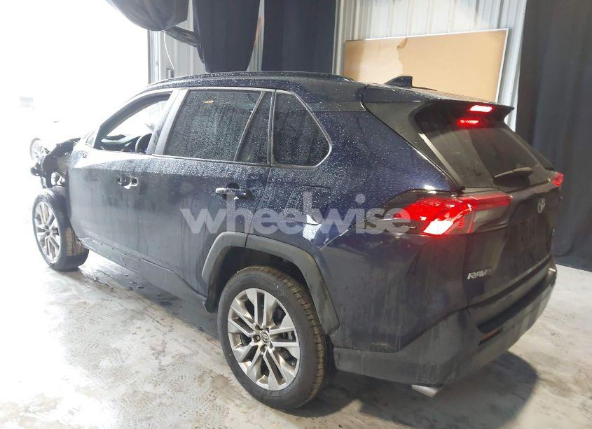 Photo 3 of 2021 Toyota Rav4 XLE PREMIUM (VIN 2T3C1RFV3MW185034)