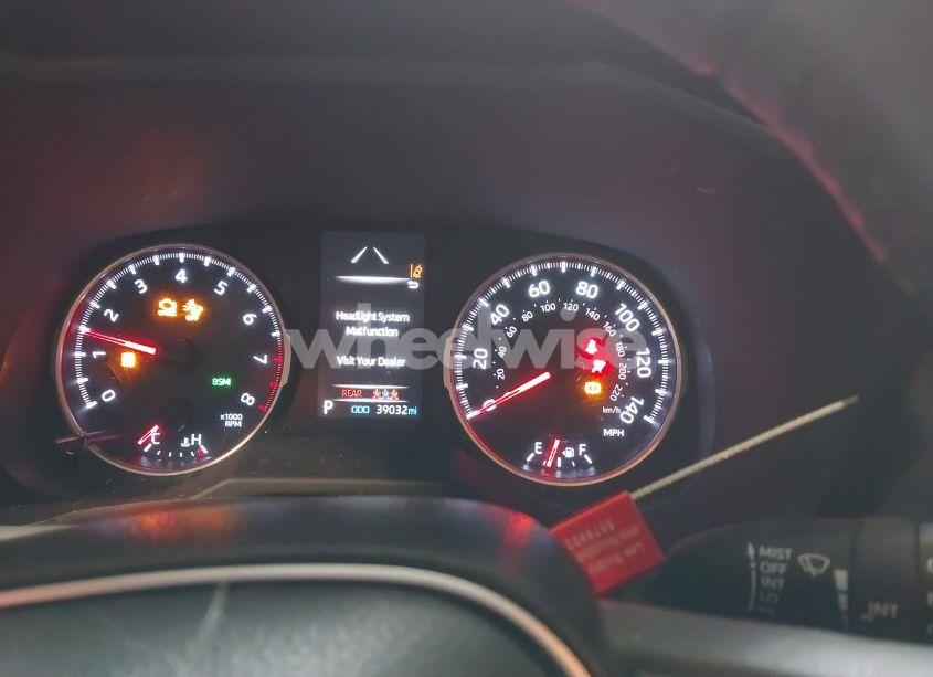 Photo 7 of 2021 Toyota Rav4 XLE PREMIUM (VIN 2T3C1RFV3MW185034)