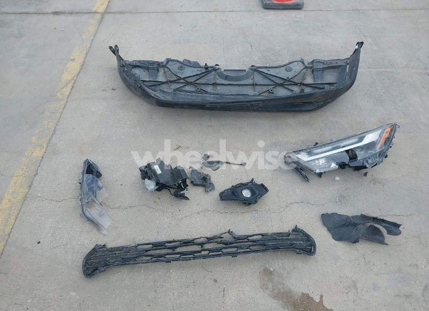 Photo 12 of 2022 Toyota Rav4 XLE PREMIUM (VIN 2T3C1RFV3NW226182)