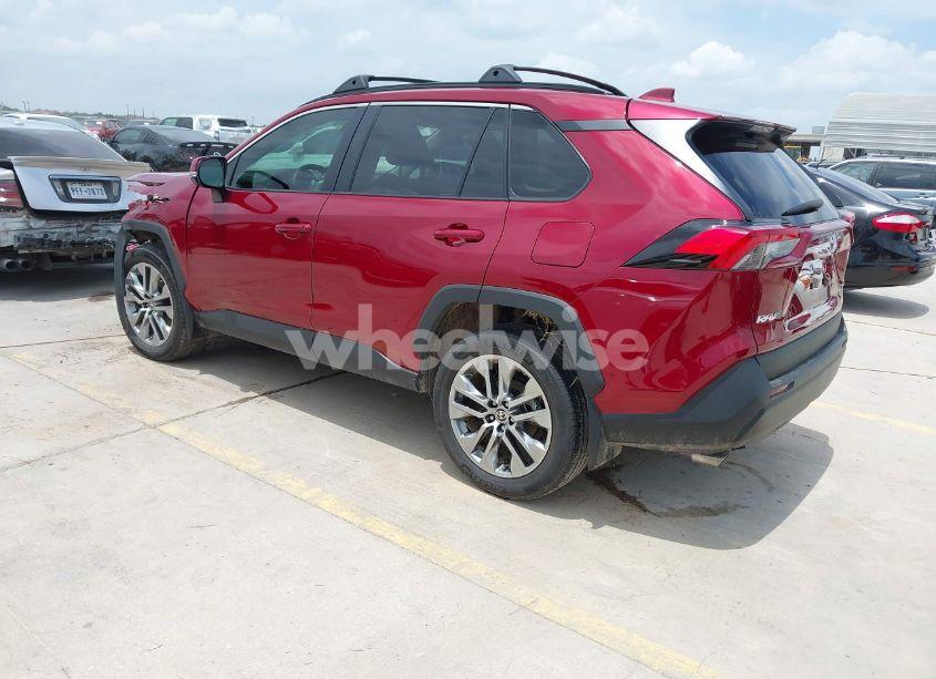 Photo 3 of 2022 Toyota Rav4 XLE PREMIUM (VIN 2T3C1RFV3NW226182)