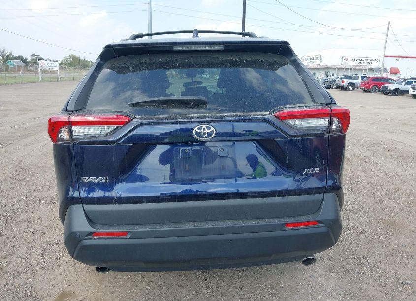 Photo 16 of 2024 Toyota Rav4 XLE PREMIUM (VIN 2T3C1RFV3RW301596)