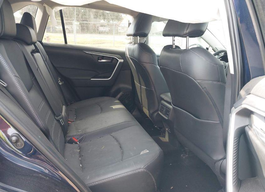 Photo 8 of 2024 Toyota Rav4 XLE PREMIUM (VIN 2T3C1RFV3RW301596)