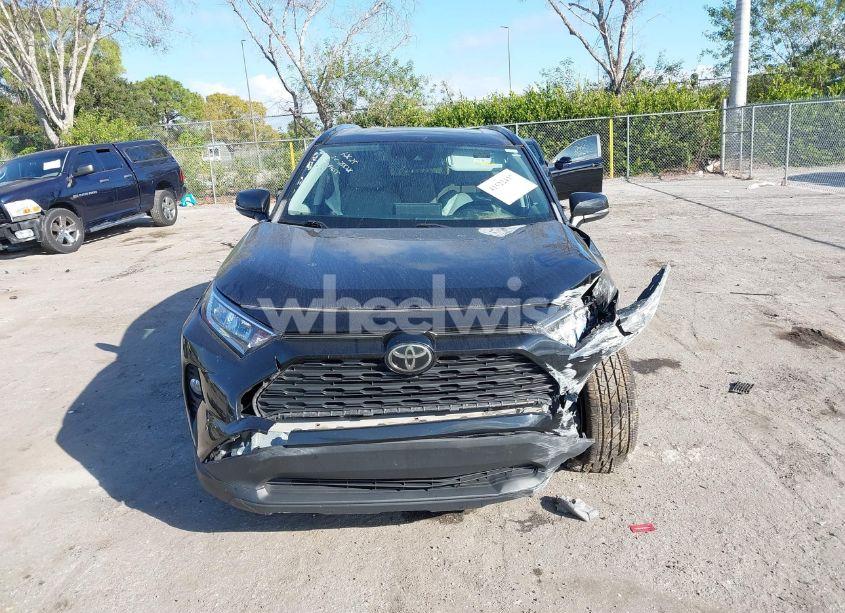 Photo 12 of 2021 Toyota Rav4 XLE PREMIUM (VIN 2T3C1RFV4MC111655)