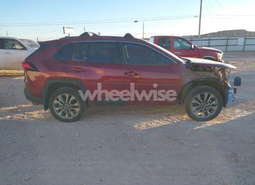 Photo 14 of 2021 Toyota Rav4 XLE PREMIUM (VIN 2T3C1RFV4MW104302)
