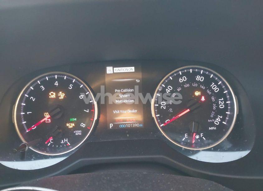 Photo 7 of 2021 Toyota Rav4 XLE PREMIUM (VIN 2T3C1RFV4MW104302)