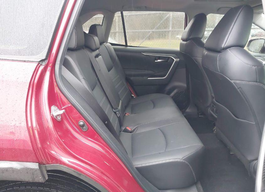 Photo 8 of 2023 Toyota Rav4 XLE PREMIUM (VIN 2T3C1RFV4PW250882)