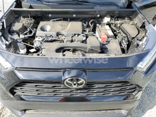 Photo 8 of 2025 TOYOTA RAV4 XLE PREMIUM (VIN 2T3C1RFV4SC308029)