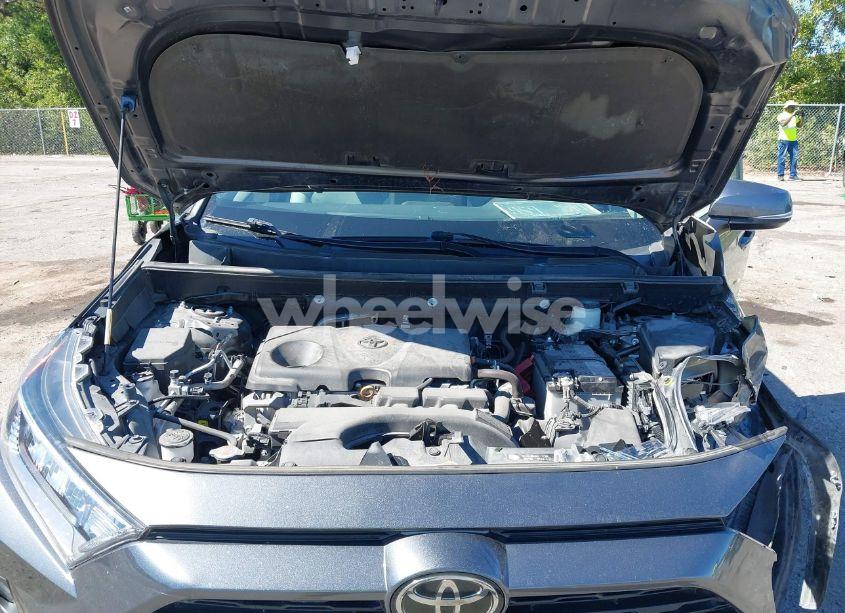 Photo 10 of 2021 Toyota Rav4 XLE PREMIUM (VIN 2T3C1RFV5MC110773)