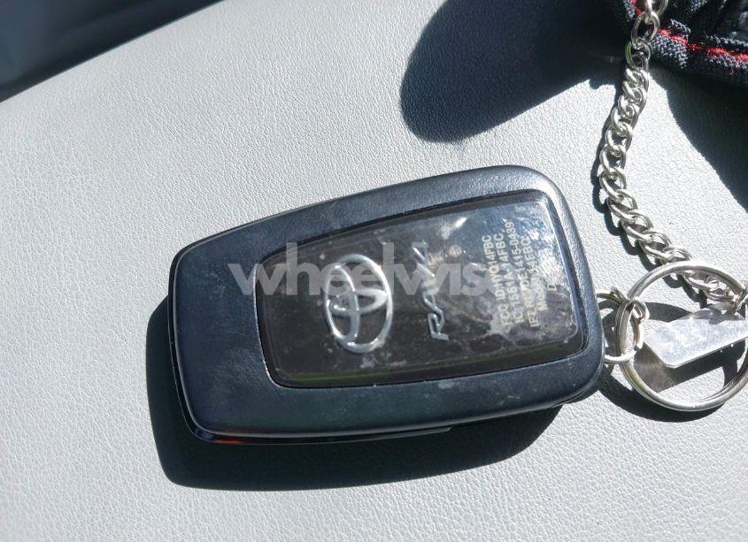 Photo 11 of 2021 Toyota Rav4 XLE PREMIUM (VIN 2T3C1RFV5MC110773)