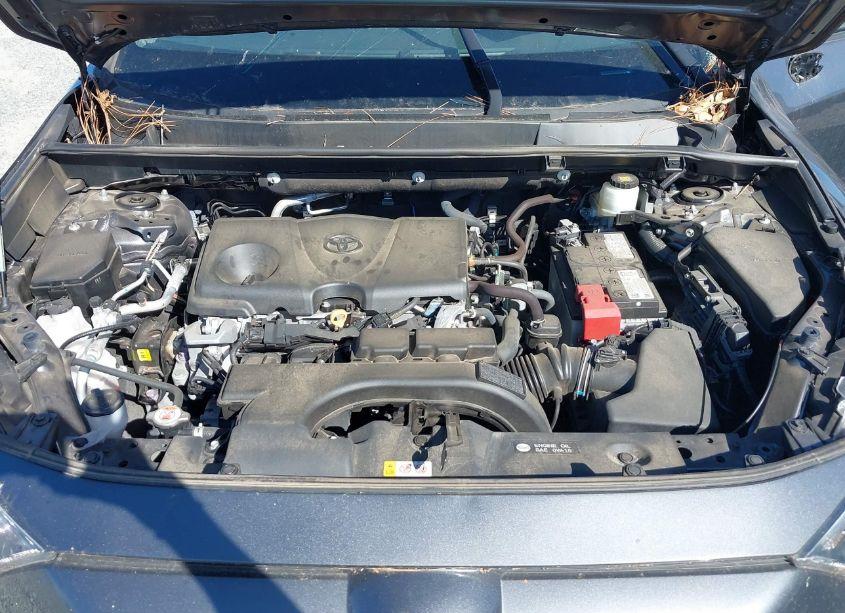 Photo 10 of 2021 Toyota Rav4 XLE PREMIUM (VIN 2T3C1RFV5MC142395)