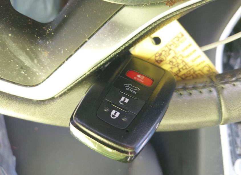 Photo 11 of 2021 Toyota Rav4 XLE PREMIUM (VIN 2T3C1RFV5MC142395)