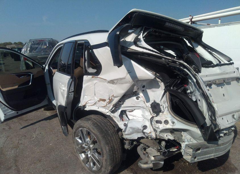 Photo 6 of 2021 Toyota Rav4 XLE PREMIUM (VIN 2T3C1RFV5MW158076)