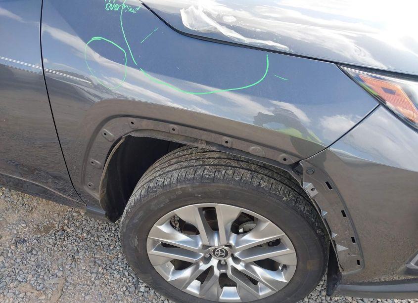 Photo 17 of 2022 Toyota Rav4 XLE PREMIUM (VIN 2T3C1RFV5NC197740)