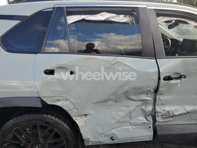 Photo 10 of 2022 TOYOTA RAV4 XLE PREMIUM (VIN 2T3C1RFV5NW204362)